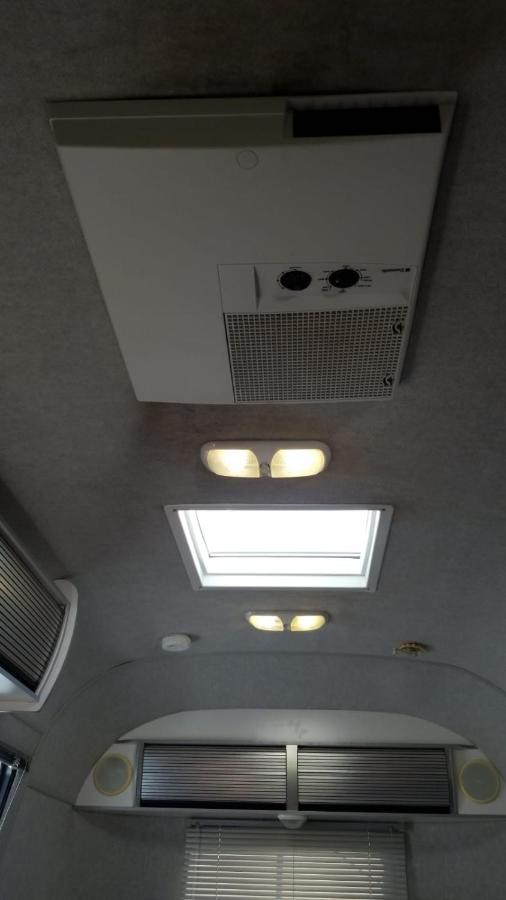 Airstream In The Center Of It All 마이애미 외부 사진